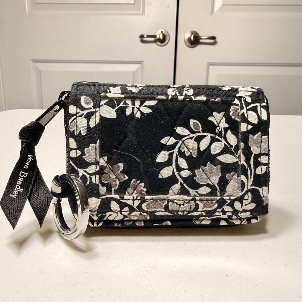 Vera Bradley Quilted Floral Zip ID Case Wallet Keychain Black White OS